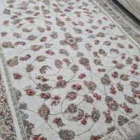 1عدد فرش 12متری زیبا طرح افشان گل برجسته کرم سفید