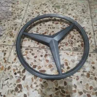 یک عدد آرم جلوی بنز 10تن