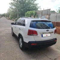 سورنتو اتاق وسط