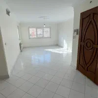 ۸۲متر۲خوابه طبقه دوم،بازسازی شده،شهرک لاله و لادن