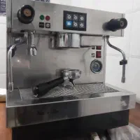 دستگاه اسپرسوساز صنعتی ایتالیایی|کافی‌شاپ و رستوران|دهدشت, |دیوار