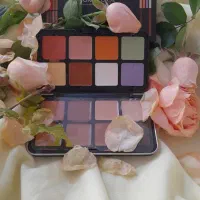 فروش مواد میکاپ برند مورف وتارت همگی اصلی