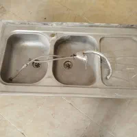 یک عدد سینک به همراه شیر استیل البرز|لوازم سرویس بهداشتی|مشهد, انقلاب|دیوار