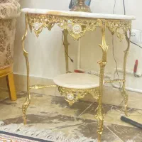 میز گرد برنزی