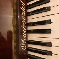 پیانو اکوستیک روسی Chaikovski