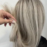 خدمات رنگ و لایت مو