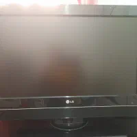 تلویزیون ال سی دی ۲۶ اینچ به همراه میز|تلویزیون و پروژکتور|تهران, کیانشهر|دیوار