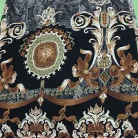 پارچه زیبای حاشیه دار ۲ متر