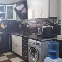 کابینت کرم و قهوه ای
