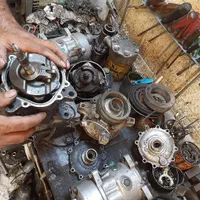 تعمیرات کمپرسور کولر و دینام و استارت و برق خودرو|خدمات موتور و ماشین|بندرعباس, |دیوار