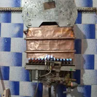 آب  گرمکن و بخاری