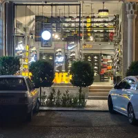 نیازمند فروشنده