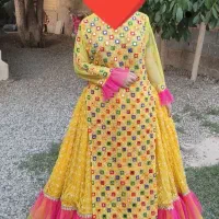 لباس محلی حدود ۲۰دست|لباس|پاسارگاد, |دیوار