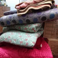 تشک و پتو و بالشت
