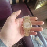 ساعت فول نگین|ساعت|اصفهان, باغ زرشک|دیوار