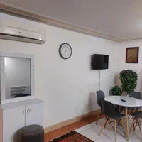 اجاره سوئیت مبله|اجارهٔ کوتاه‌مدت آپارتمان و سوئیت|شیراز, باغ تخت|دیوار
