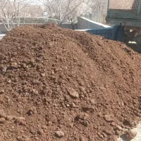 با ۲۰سال سابقه توضیع کود