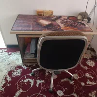 میز کامپیوتر و صندلی