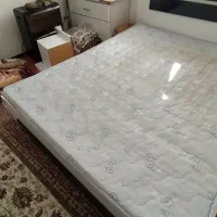 یک عدد  تشک  ۲نفره