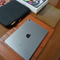 ایپد ایر  4  2020  64 گیگ . wifi.