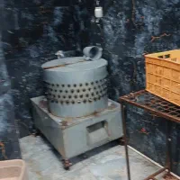 سلام دوستان عزیز یک عدد مرغ فروشی