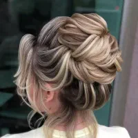 میکاپ عروس و شینیون مو|خدمات آرایشگری و زیبایی|اصفهان, طاحونه|دیوار