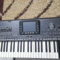 pa3x ، خواننده