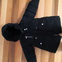 کاپشن بچه گانه شیک کلاه دار مشکی کاملا سالم