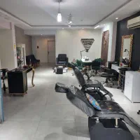 ۱۶۰متر همکف سجادیه مناسب سالن زیبای ومطب