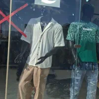 رگال،مانکن،پوشاک