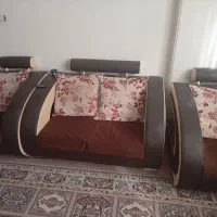 یک دست مبل هفت نفره دست دوم به فروش میرسد