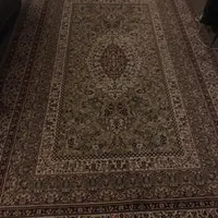 فرش بسیار نو و تمیز