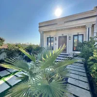 ویلامستقل همکف باسندعرصه عیان/تهاترباهمه چی میشه