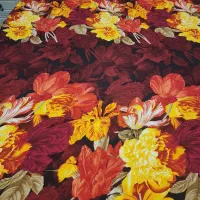 کاور روتختی زیپ دار فقط ملافه دوخته شده هست