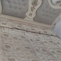 تخت دو نفره همراه با دو پاتختی بدون خط خش