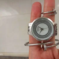 ساعت مچی زنانه برند FENCCI ست دستبند و انگشتر میخی|ساعت|قائن, |دیوار