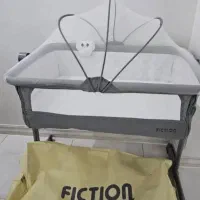 تخت کنار مادر فیکشن