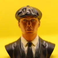 اکشن فیگور و کی کپ های رزینی