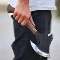 کارگاه تولید داس ، تبر و چاقو شکاری و طبیعت گردی