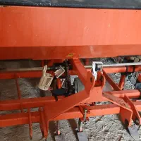 چهار عدد وسایل سیب زمینی در حدنو نوسیبکار فارو سرز|ماشین‌آلات صنعتی|لالجین, |دیوار