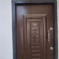 آپارتمان-90-متری-همکف-پارکینگ-دار