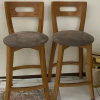 دو عدد صندلی بلند