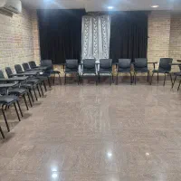 اجاره سالن همایش/ ساعتی روزانه و غیره/معالی آباد|اجارهٔ کوتاهمدت دفتر کار و فضای آموزشی|شیراز, فرهنگ شهر|دیوار