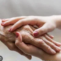 پرستار خانم  برای مادر سالم