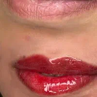 نیازمند مدل شیدینگ و رفع تیرگی لب با مواد خارجی|خدمات آرایشگری و زیبایی|جیرفت, |دیوار