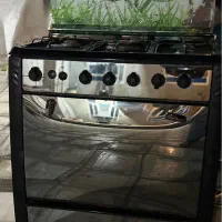 مبل ۷نفره و گاز پنج شعله|مبلمان خانگی و میز عسلی|کوه چنار, |دیوار