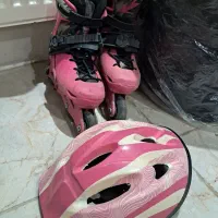اسکیت دسته دوم سالم صورتی مشکی باکلاه