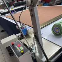 قیچی کار و وردست برشکاری