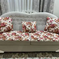 مبل راحتی هفت نفره همراه با عسلی و جلو مبلی|مبلمان خانگی و میز عسلی|تهران, جنت‌آباد جنوبی|دیوار