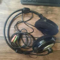 هدفون کیبرد مادر برد موس تلوزیون crt تلفکس مودم